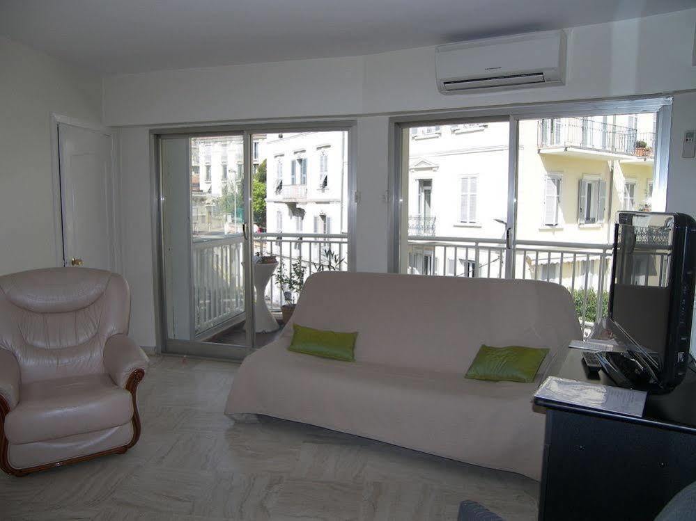 Riviera Vip Forville-Stanislas Cannes Bagian luar foto